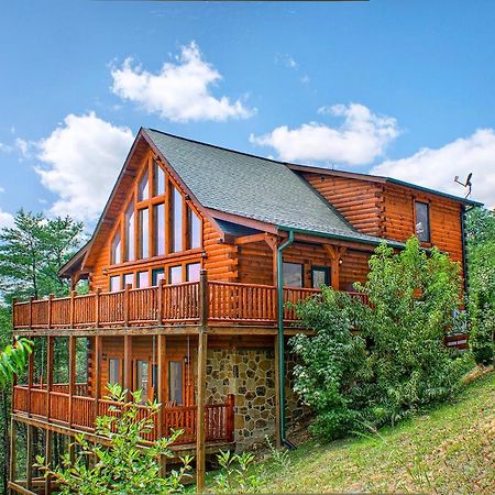 Grizzly Manor Villa Pigeon Forge Exterior photo